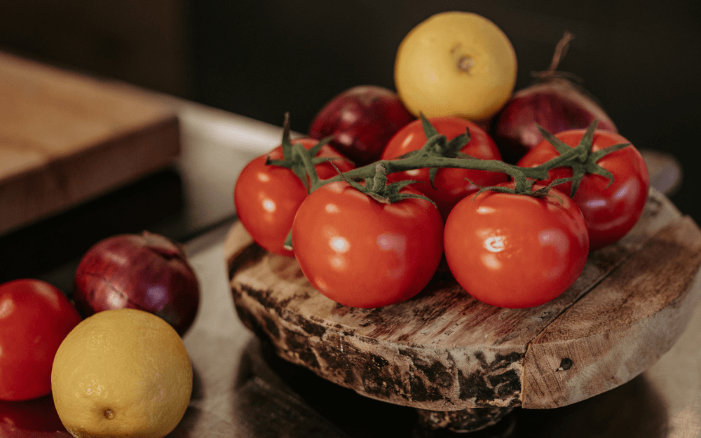 Grönsaker är gott och nyttigt, men vi behöver mer än så för att hålla oss mätta 🍅